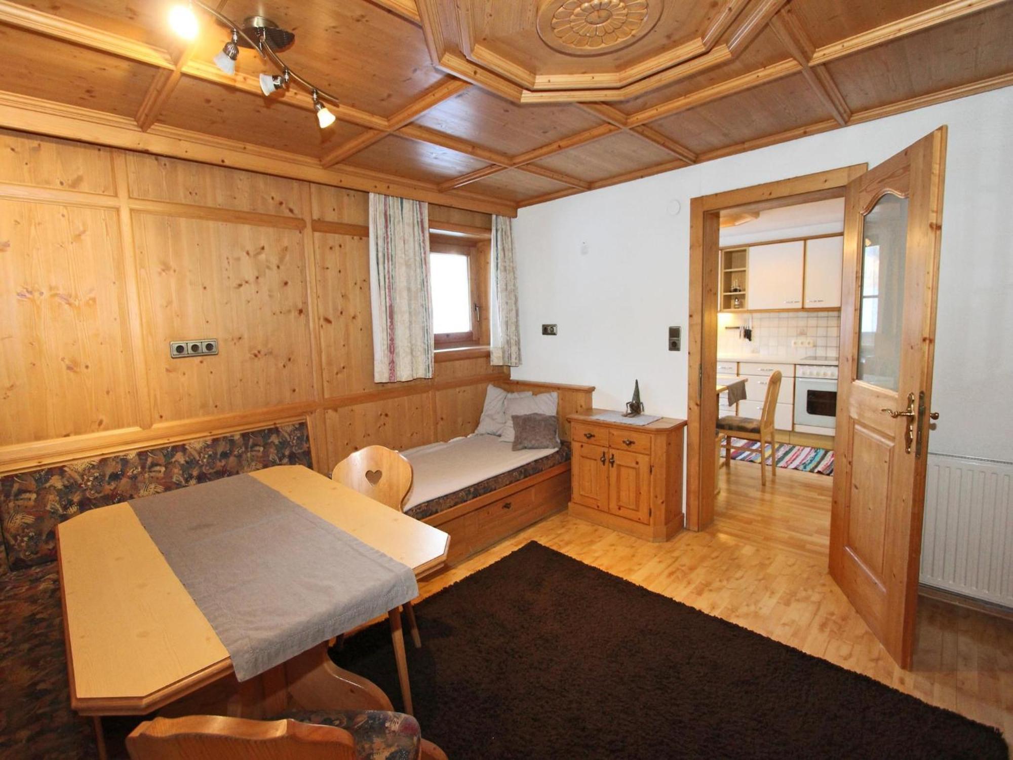 Beautiful Flat In Kaltenbach Near The Ski Area Exteriör bild