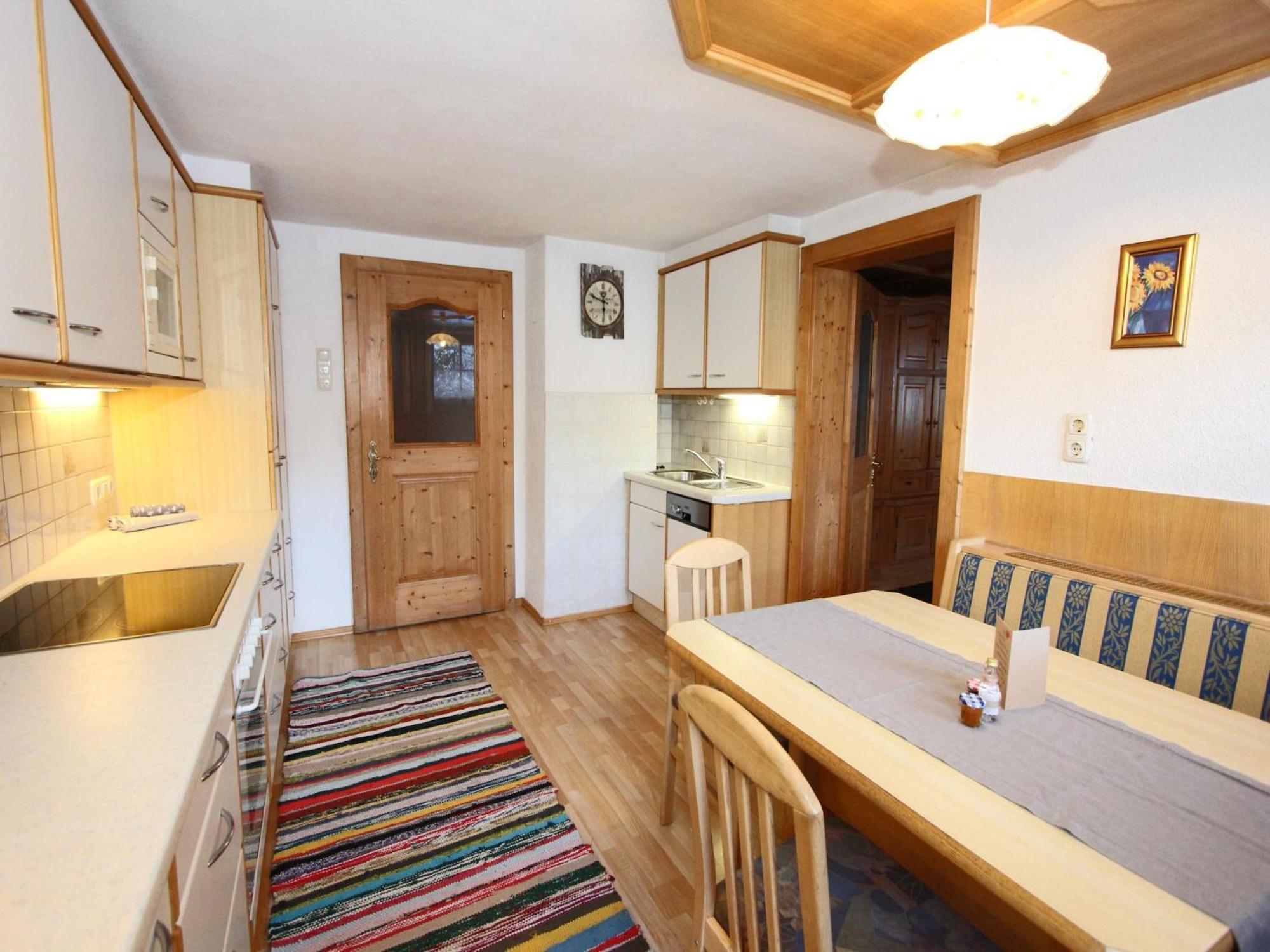 Beautiful Flat In Kaltenbach Near The Ski Area Exteriör bild