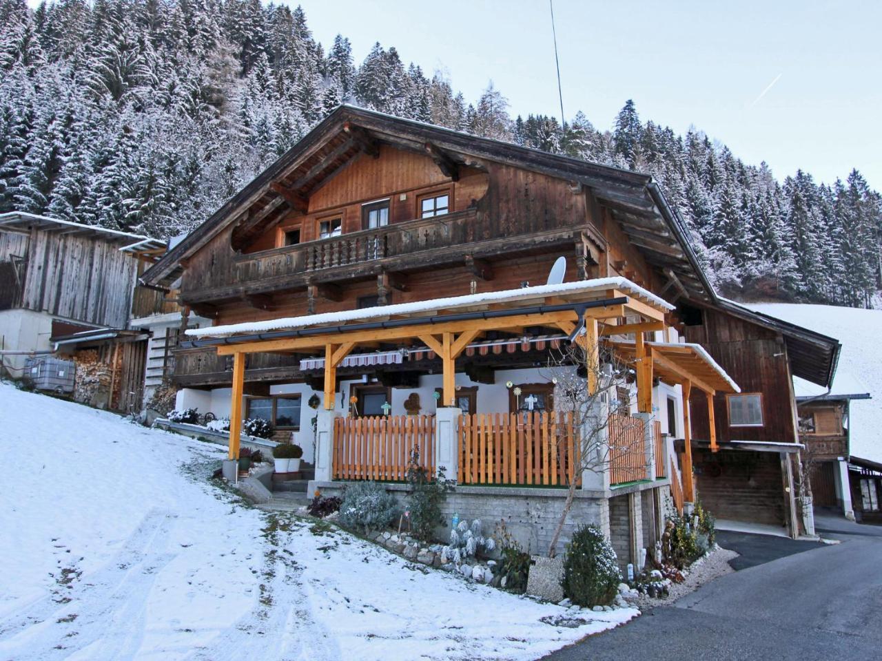 Beautiful Flat In Kaltenbach Near The Ski Area Exteriör bild